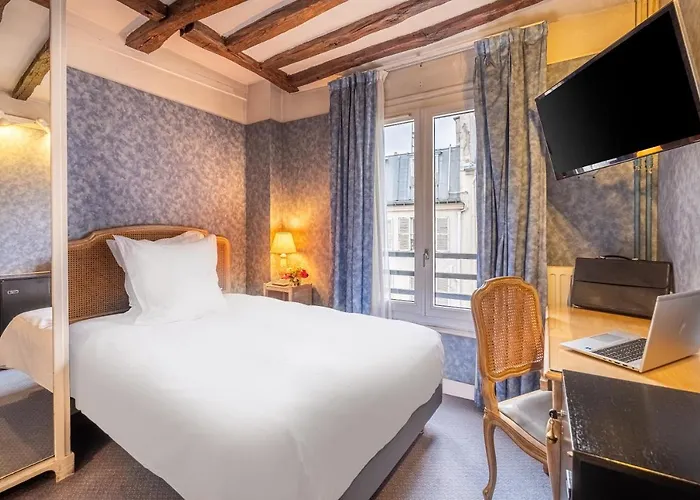 Hotel Baudelaire Opera