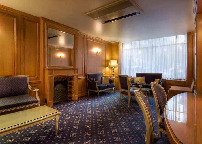 Hotel Baudelaire Opera
