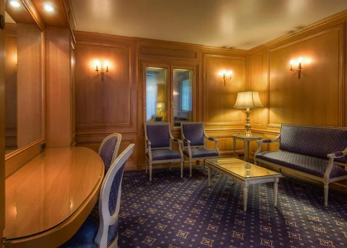 Hotel Baudelaire Opera